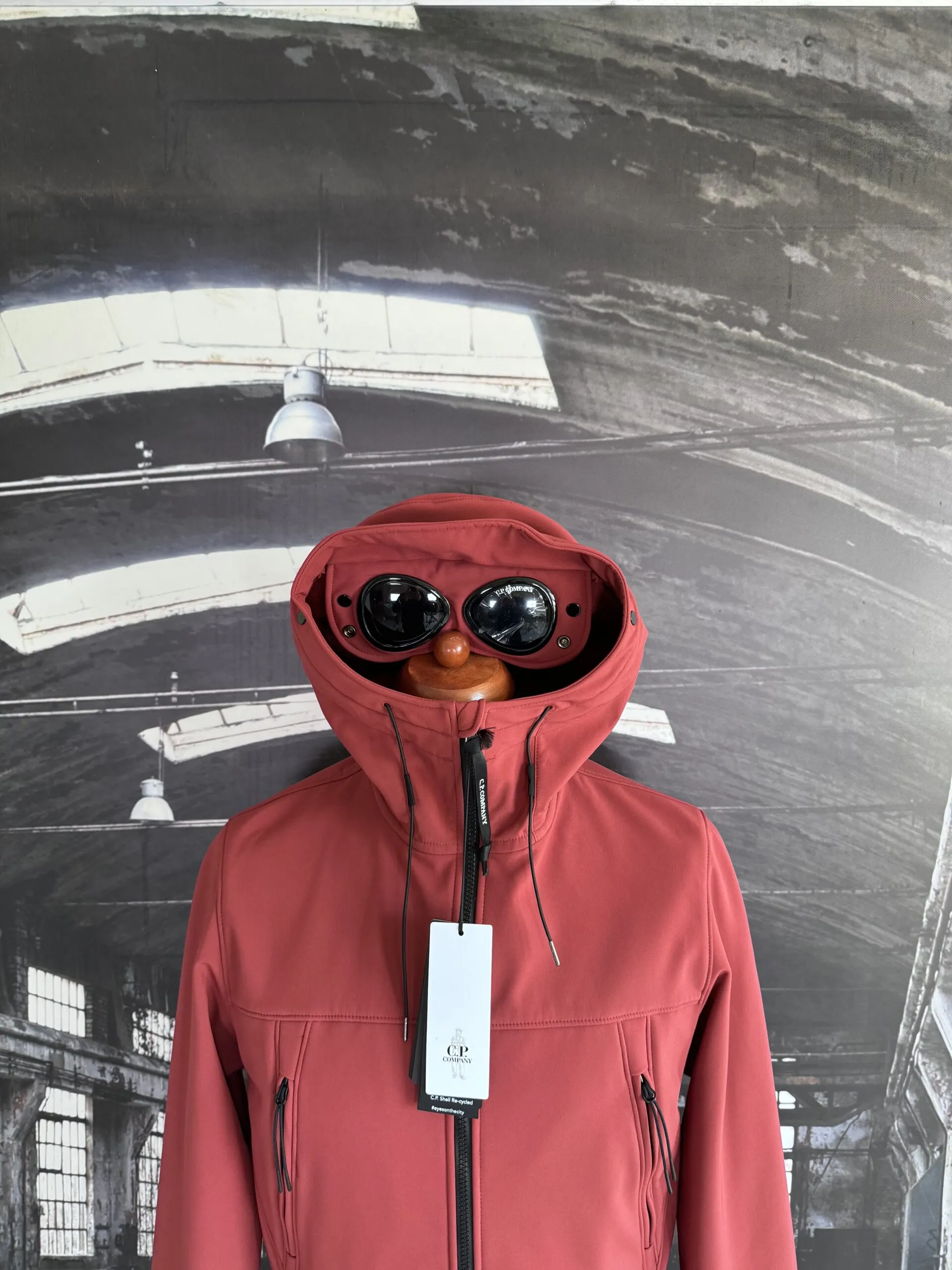 C.P. COMPANY SHELL R GOGGLE JACKET