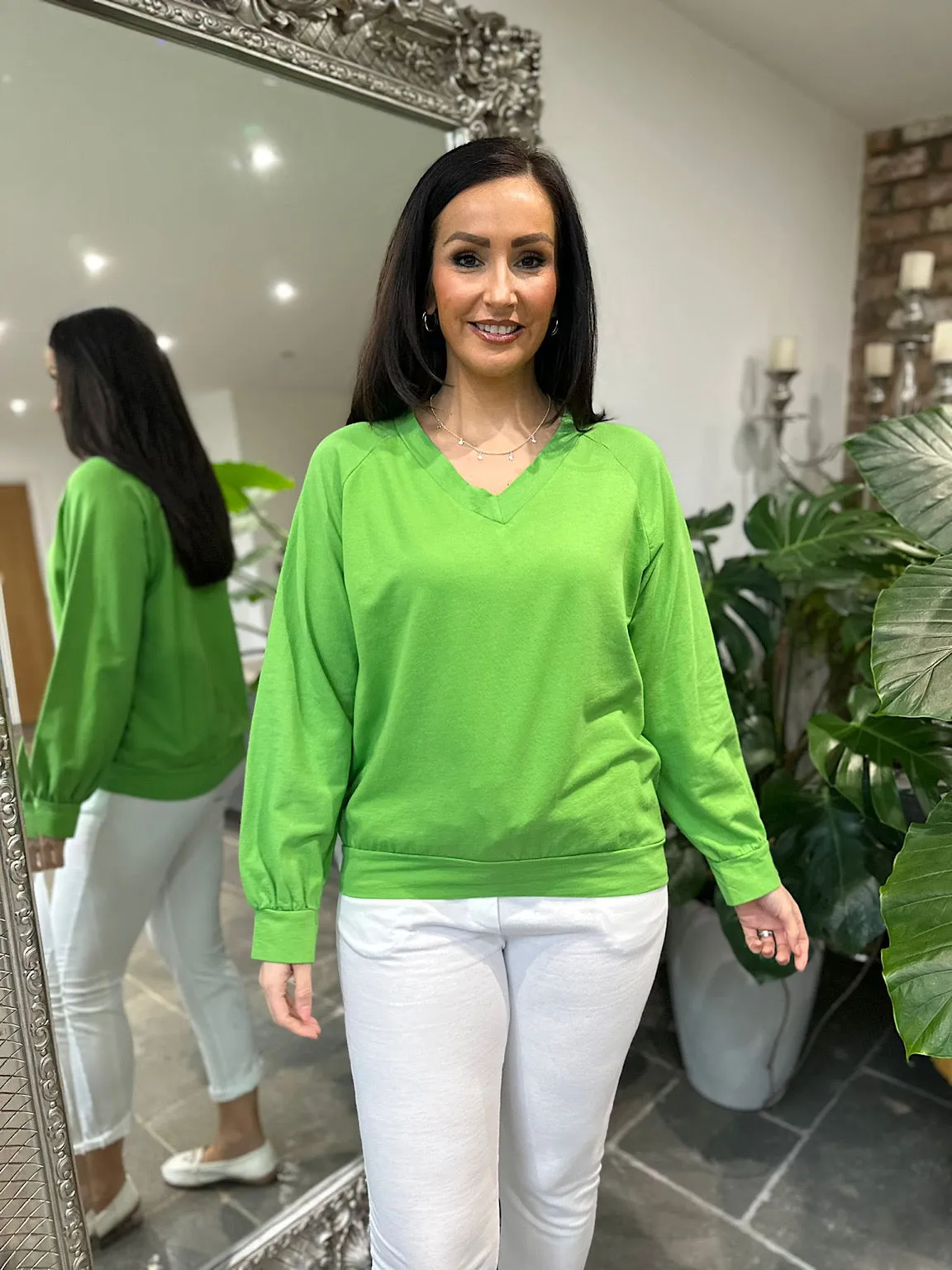 Green V Neck Sweatshirt Reema 2