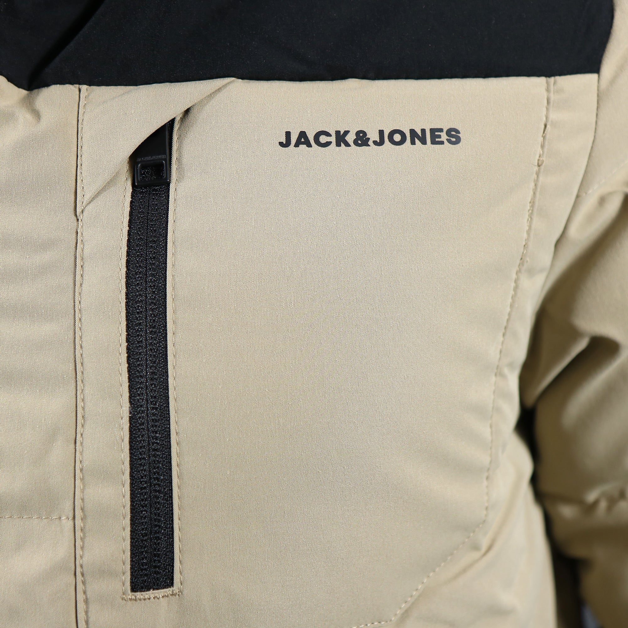 Jack And Jones Dune Puffer Jacket With Hidden Pocket | Black and Tan Puffer Jacket