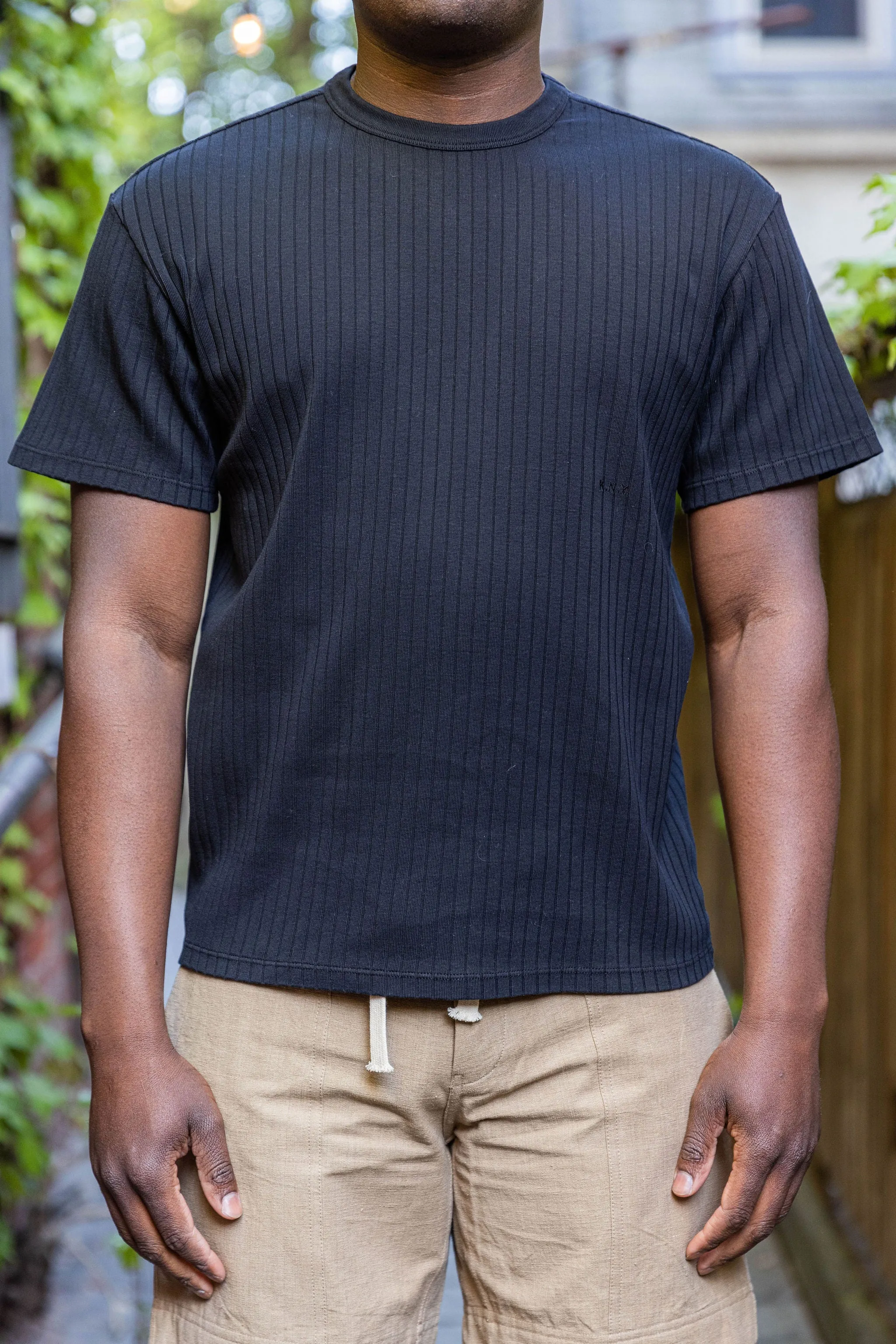 Knickerbocker Ladder Rib Tee - Black