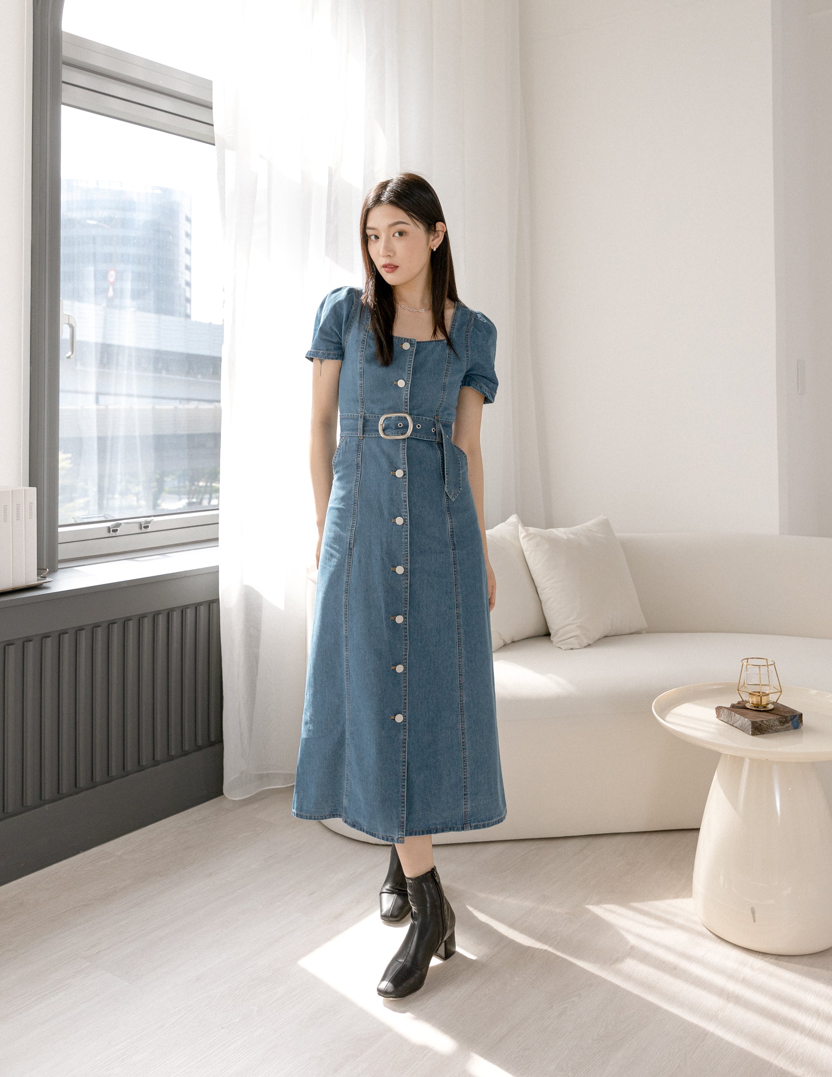 Natasha Denim Dress in Mid Wash