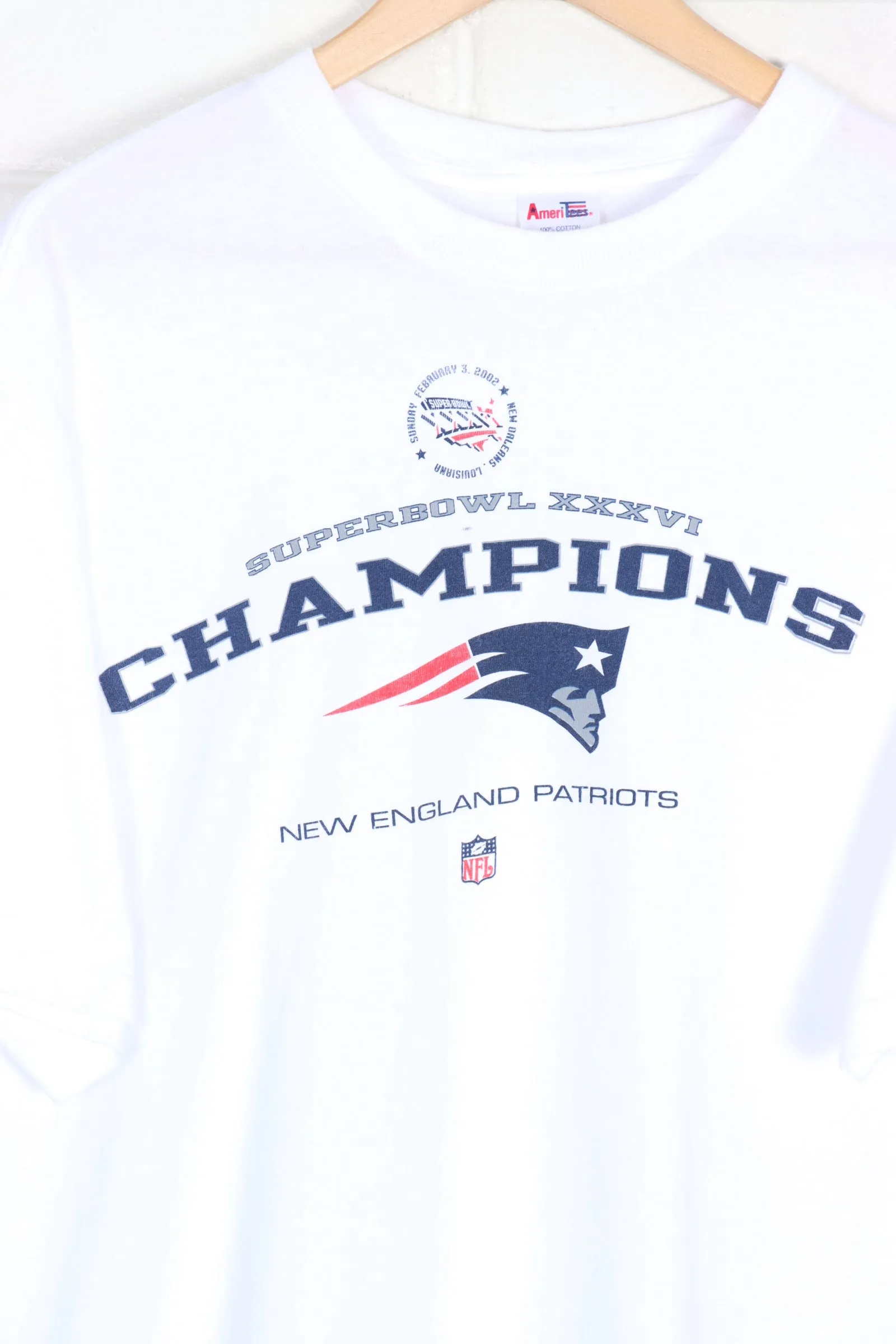 SUPERBOWL New England Patriots Champions USA Made Tee (L)