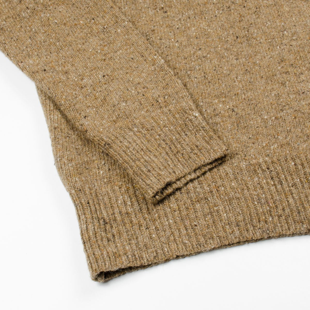 Universal Works - Loose Fisherman Jumper Lambswool Fleck - Camel